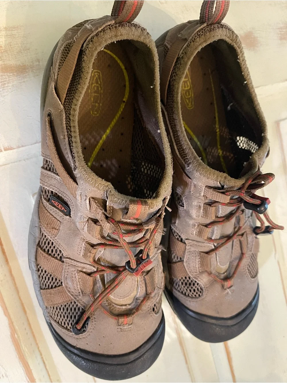 Keen Men's Tan Brown Outdoor Sandals with Bungee Lacing